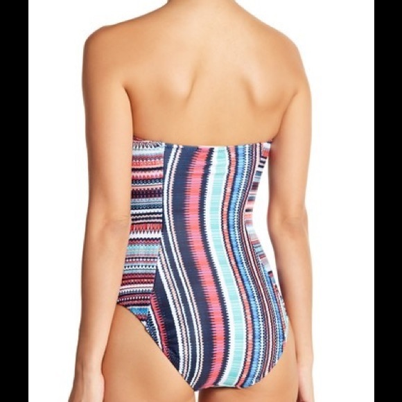 Jessica SimpsonPrint Cutout One-Piece Swimsuit - Picture 3 of 4